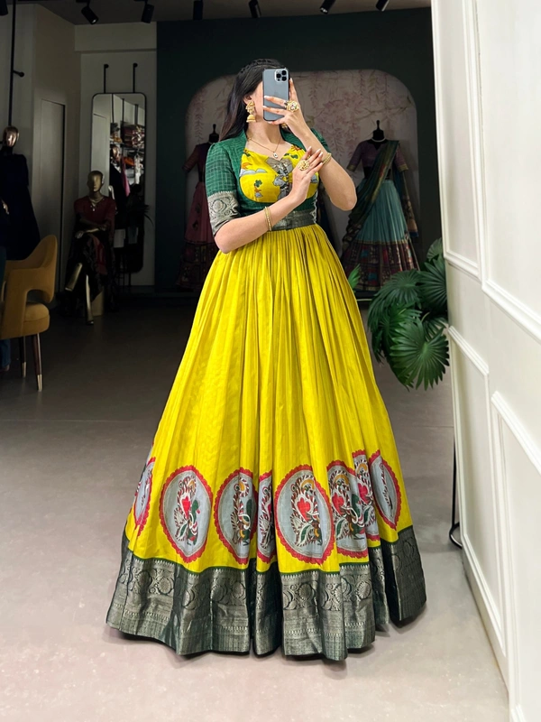 Azorte Fashion Dola Silk Gown with Koti | Kalamkari Print & Zari Weaving | Ready-to-Wear - Yellow, M