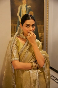 Azorte Fashion Tissue Shimmer Saree | Zari Weaving & Sequins | Festive Elegance - GLD, Unstitched