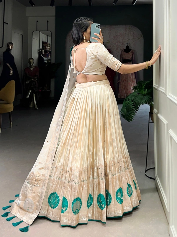 Azorte Fashion Pure Shimmer Mirror & Moti Handwork Lehenga Set – A Glamorous Heart-Stealer | Wedding Collection  - GRN, Stitched, Unstitched