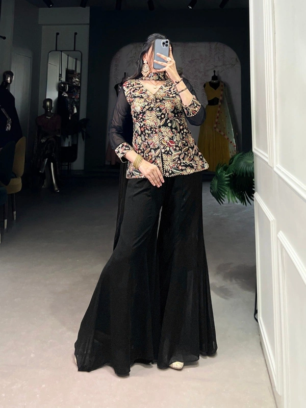 Azorte Fashion  Ethnic Black Georgette Embroidered Co-ord Set – Eid Special Edition - L(40)
