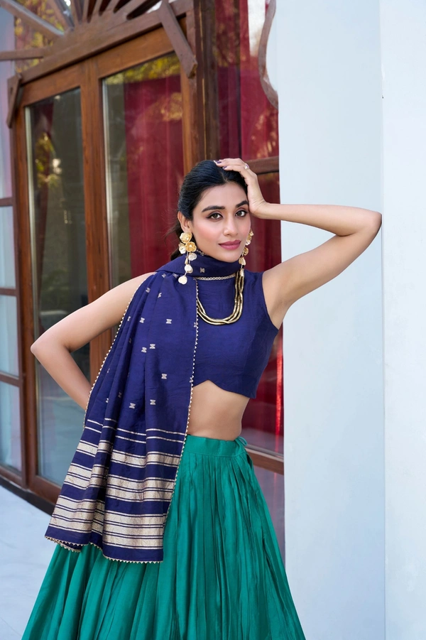 Azorte Fashion Pure Chanderi Zari Lehenga Choli Set with Dupatta – Regal Ethnic Wear - GRN, Stitched, Unstitched