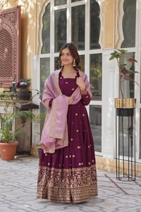 Azorte Fashion Premium Embroidered Star Georgette Gown with Gold Crush Dupatt - XXL
