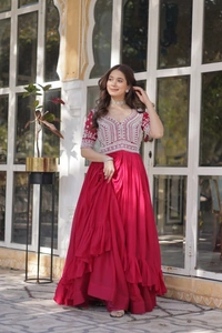 Azorte Fashion  Premium Readymade Star Georgette Kurti with Slit & Lehenga Set - XXL