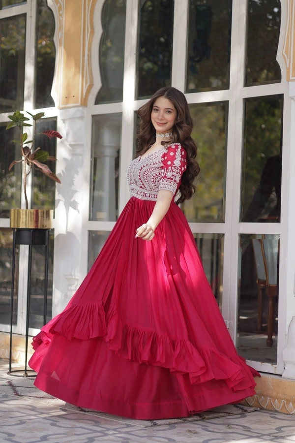 Azorte Fashion  Premium Readymade Star Georgette Kurti with Slit & Lehenga Set - XXL