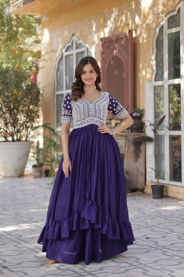 Azorte Fashion  Premium Readymade Star Georgette Kurti with Slit & Lehenga Set - PRL, M