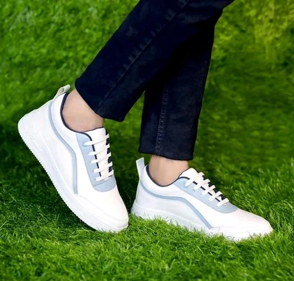 Relaxed Fashionable Men Casual Shoes* - White, 8