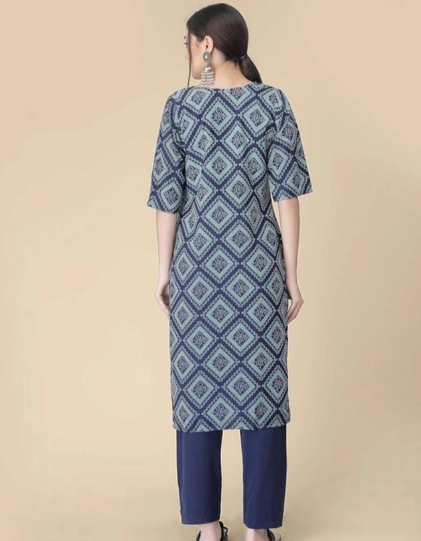 Women's New Crepe Fabric Kurti - M