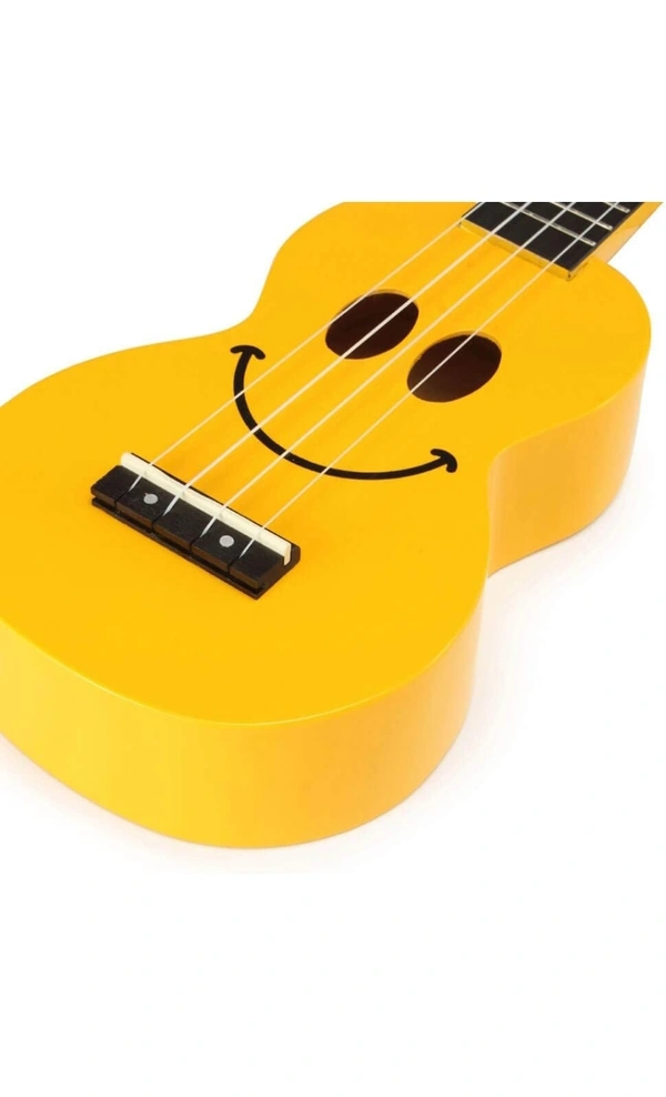 Mahalo U-Smile Series 4 String Soprano Ukulele with Bag, Yellow STN2211SMI-YE - Yellow, Small