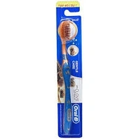 Oral-B Shiny Clean Clove Toothbrush 