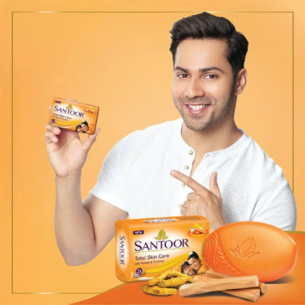 Santoor Sandal & Turmeric Soap - 4 x 100g(Super Saver Pack)