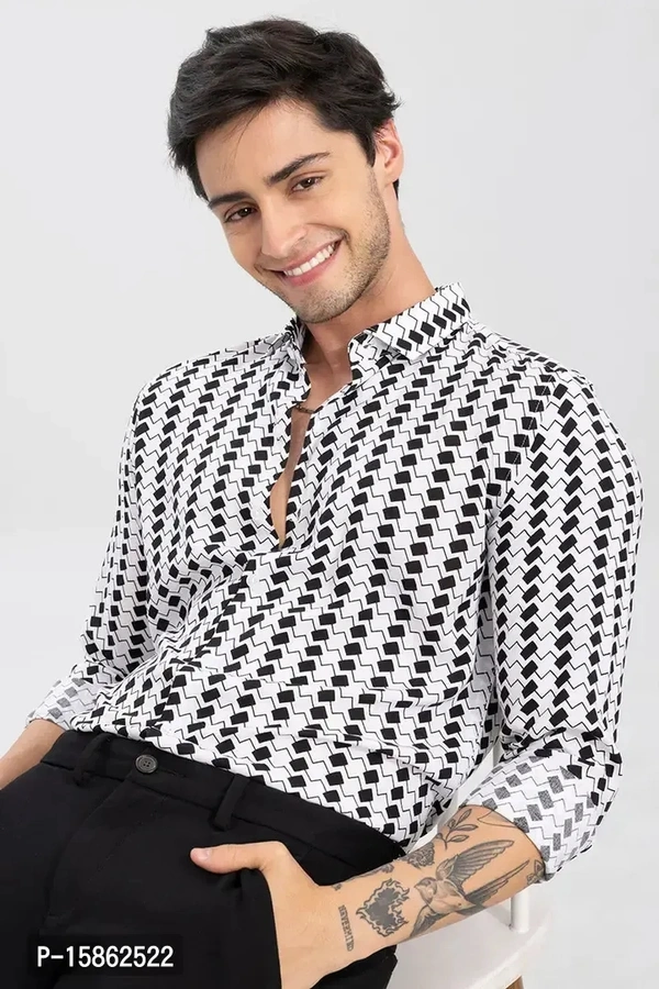 Man's Shirt  - White, M