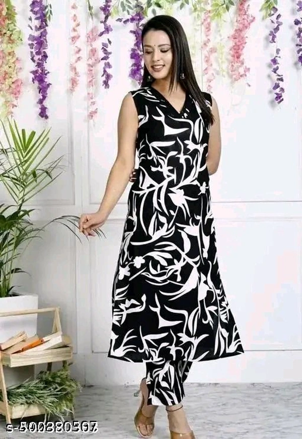 Kurti - Black, M
