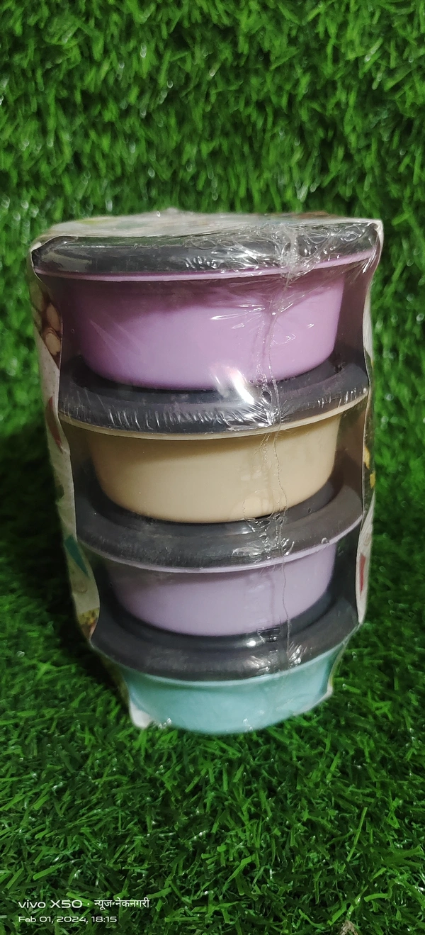 Set Of 4 Plastic Jar Dibbi