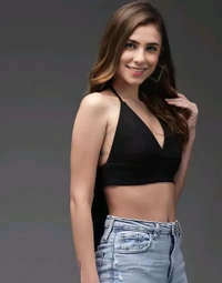 Trendy Crop Top - Black, L, Free