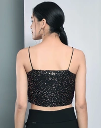 Trendarrest Cool Crop Top - Black, S, Free