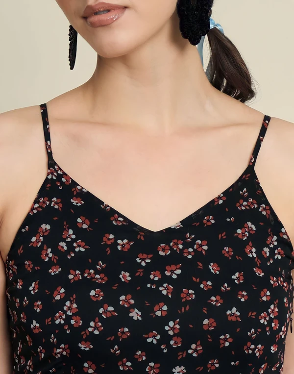 Trendarrest Floral Frill Dress - Black, L, Free