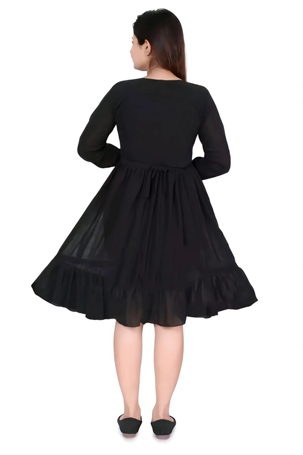 Knee Length dress - Black, XL, Free