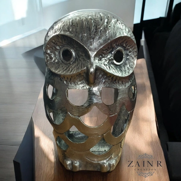 Sold By ZAIN R CREATION Decorative Owl Sculptures  - H.12'' L.7'' W.6'', 2.100 Kg, Aluminium