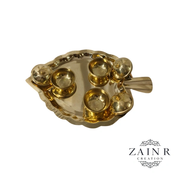 Sold By ZAIN R CREATION Leaf Shape Sindoor Pot - L.7.5'' W.5.11'' H.1.57'', Brass