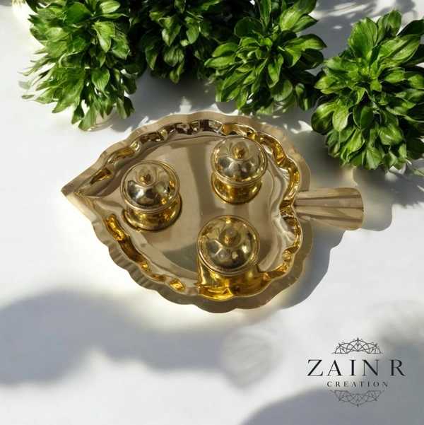 Sold By ZAIN R CREATION Leaf Shape Sindoor Pot - L.7.5'' W.5.11'' H.1.57'', Brass