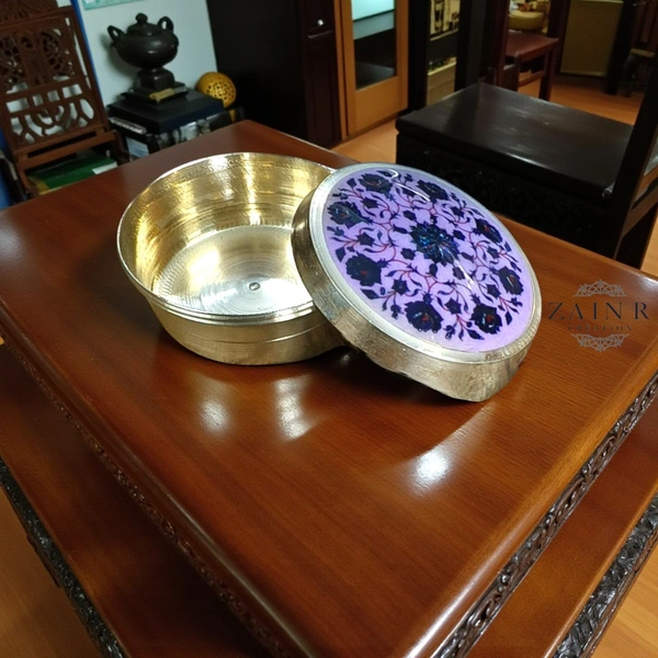 Sold By ZAIN R CREATION Brass Sindoor Box - L.1.77'' H.1'' B.1.57'', Polished, Brass