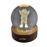 Generic Crystal Ball Lamp Astraunaut 