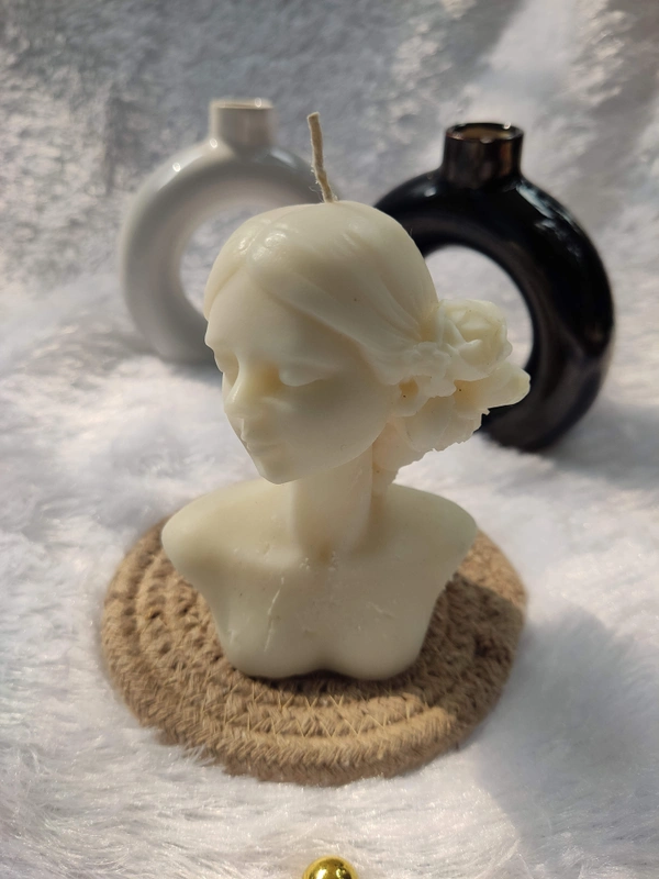 Renaissance Lady Candle  - White, French Vanilla
