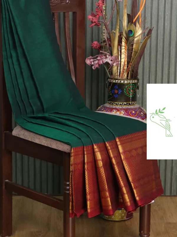 Narayanpet Cotton Saree in Green and Maroon with Plain Body and Long Rudhraksha Zari Woven Border - 6.2 meters