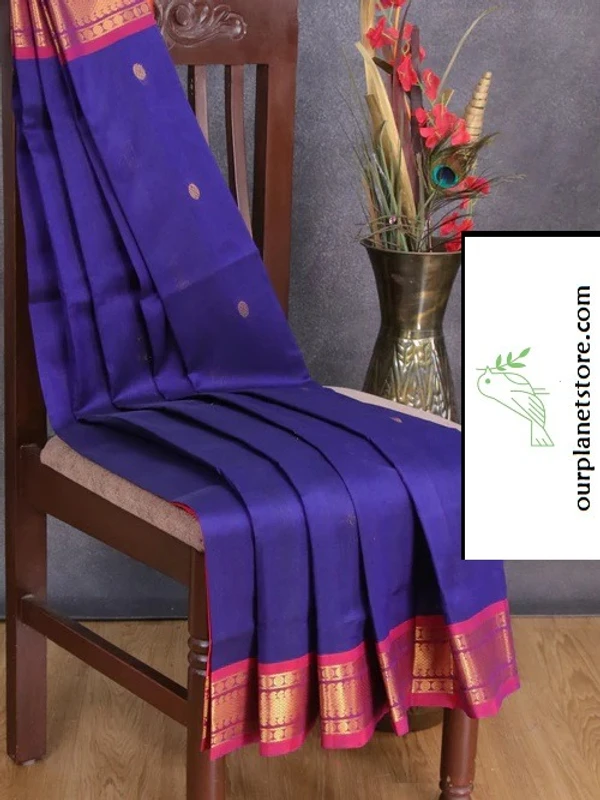 Silk Cotton Saree in Blue and Red with Annam Zari Woven Buttas and Zari Woven Border - 6.2 mts