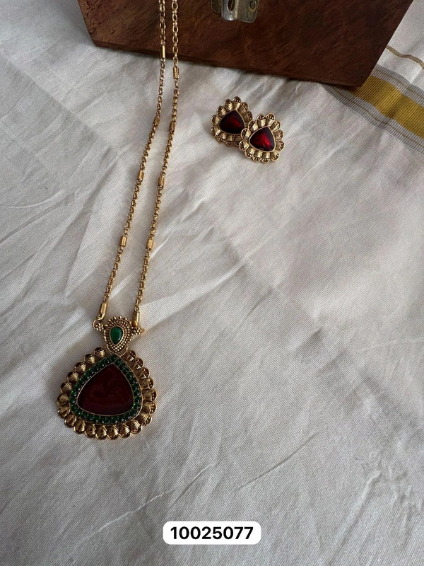 matta gold  Navarathri Special Chain And Locket

