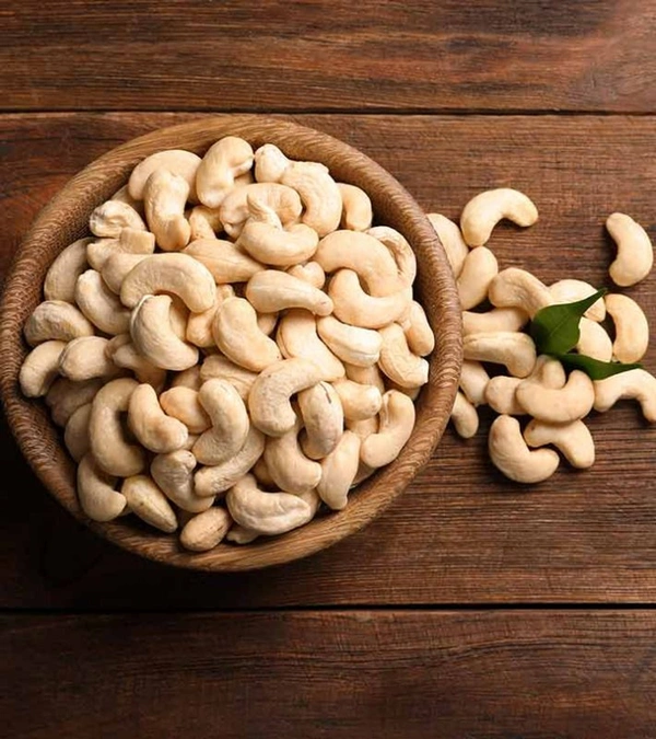 Premium Whole Cashew Dry Fruits, 500 Grams