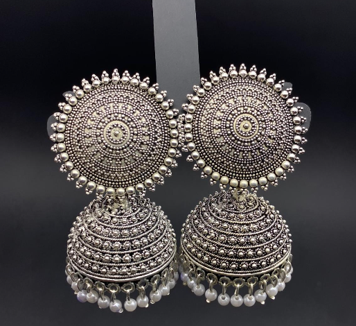 Vintage Round Hollow Gold Metal Dangle Chandelier Earrings With Jhumka  Crystal For Women Retro Thailand Jewelry With Fast Drop Delivery From  Yy_dhhome, $1.51 | DHgate.Com