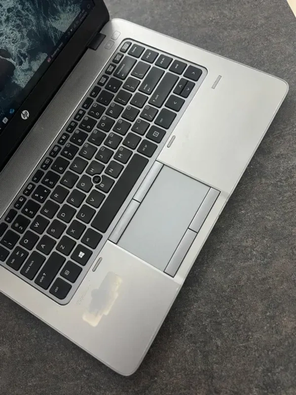 HP Hp Elitebook 745 g2 - AMD A8 7150B 8gb ram, 256gb ssd
