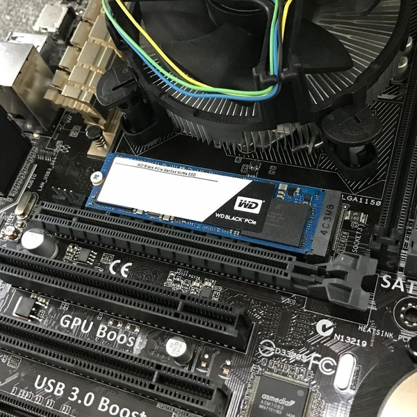 WESTERN DIGITAL 512 GB SSD NVME