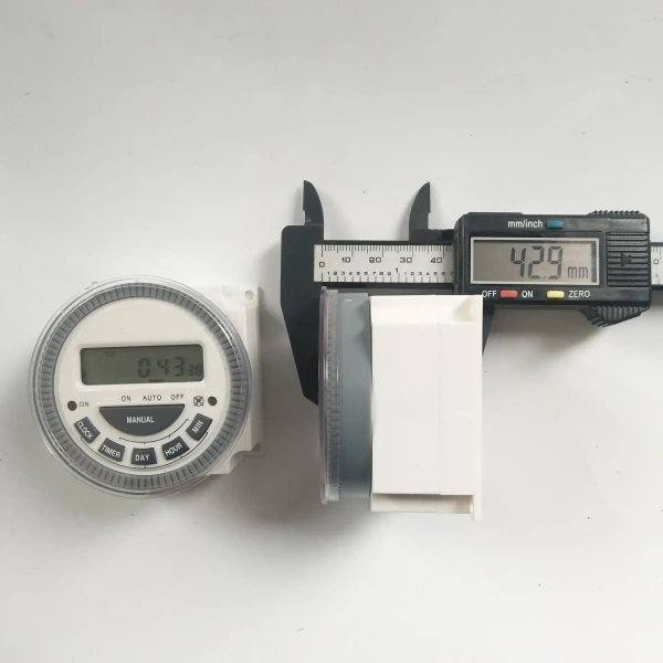 LEYDEN DIGITAL TIMER 