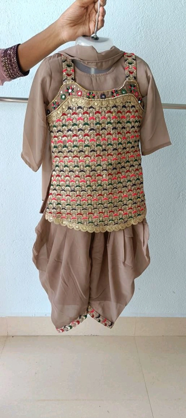 Sarrh Kids Western Model