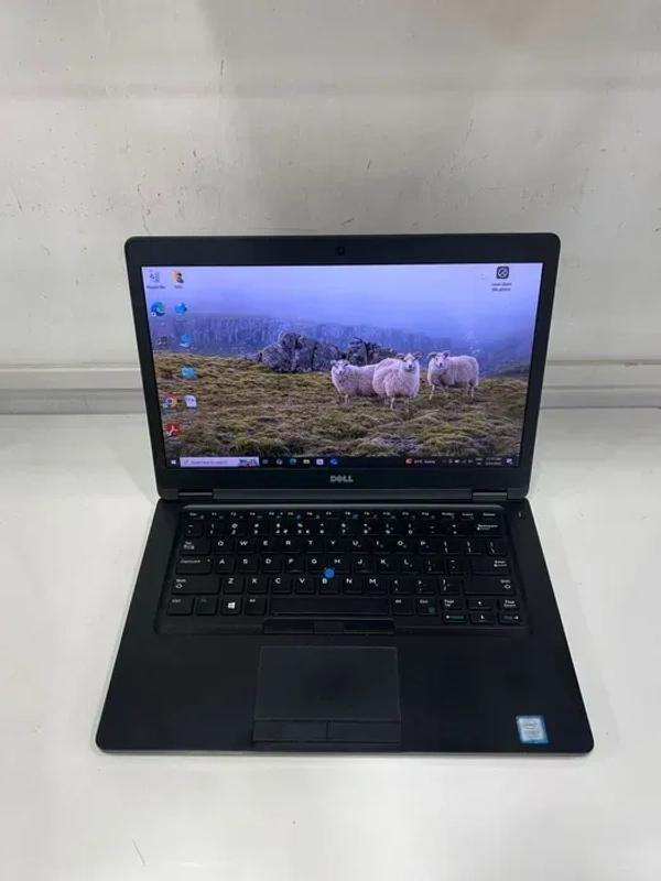 Dell latitude 5480 - i7 7th gen HQ processor 8gb ram, 256gb ssd