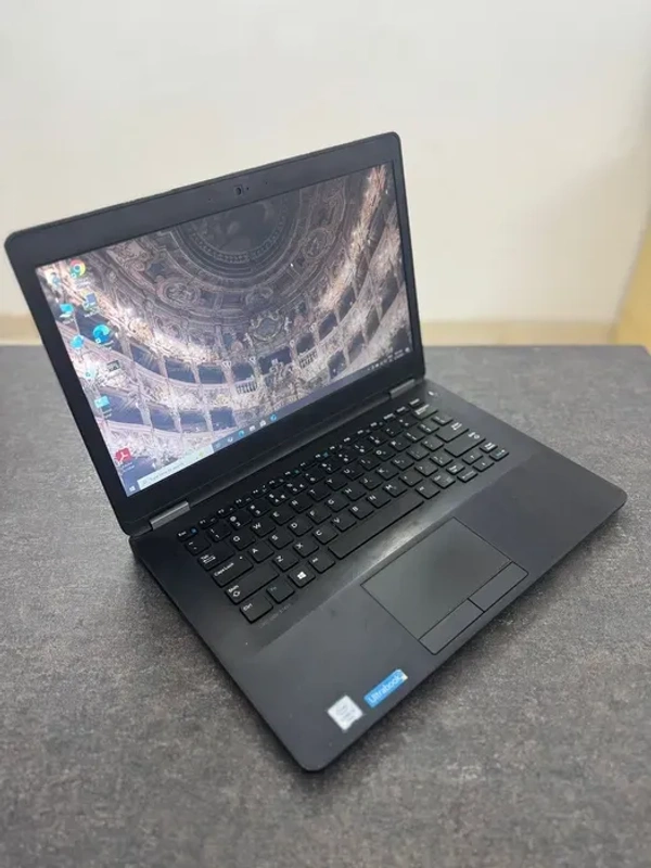 Dell lattitude e7470 - Core i5 with 512gb ssd laptop