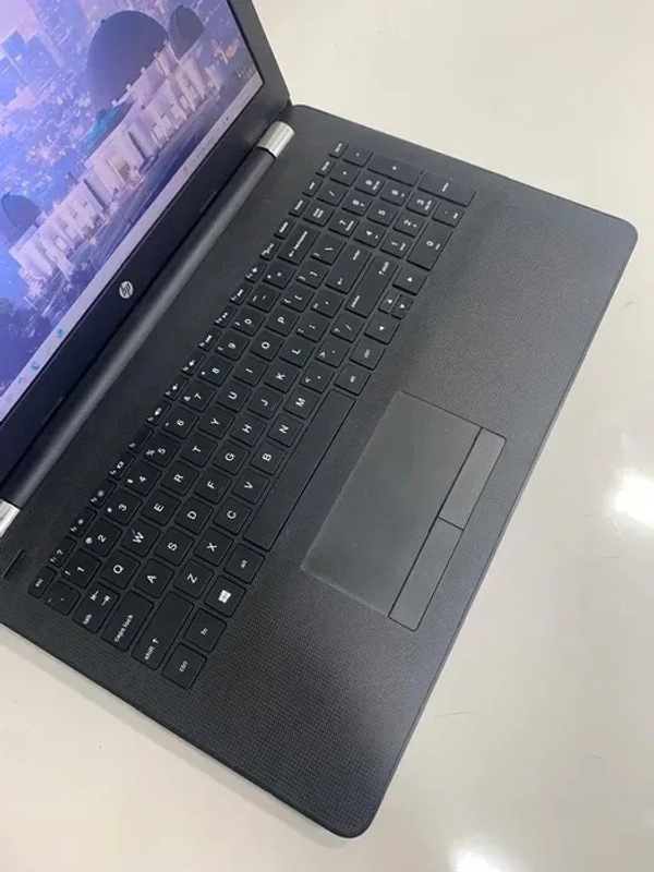 Hp laptop 15 - i3 7th gen 8gb ram, 512gb ssd