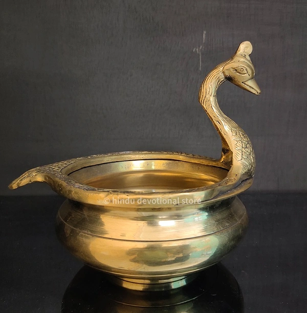 Peacock Urti - 1 kg, 7 inch, 6 inch