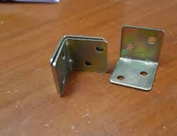 L clip - Gold, 1 Inch