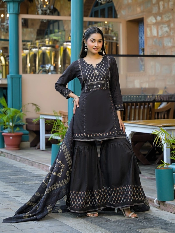 Black 3-Piece Dress Cotton D.No.-679 - 38, Black