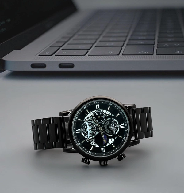 *Patek philippe Full Black. All working chronograph*