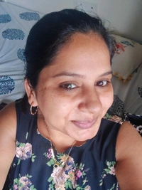 The Mid Size Hoop, Daily wear Earings 