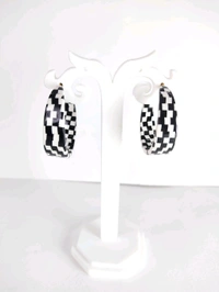 MyFirstLoveByYA White & Black Acrylic Hoop Earings MFLN005D