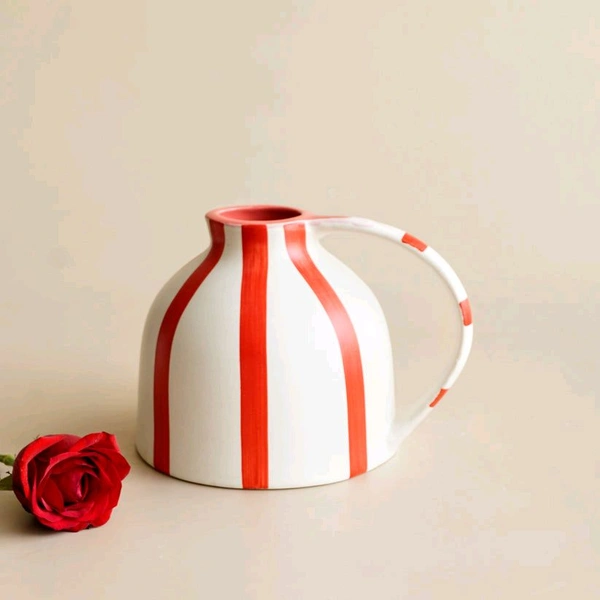 Red Line Vase - Red