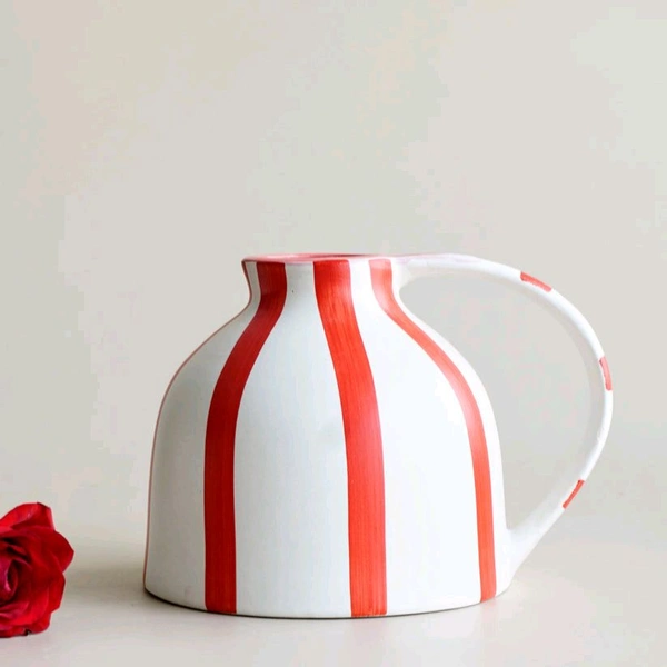 Red Line Vase - Red