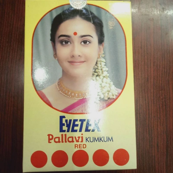 10 Eyetex Pallavi Red