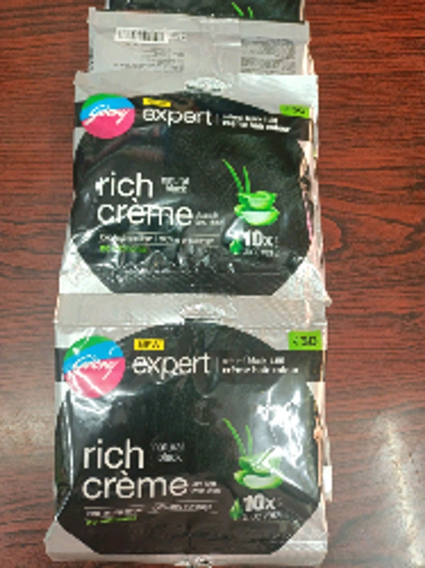 40   Black Godrej Rich Cream