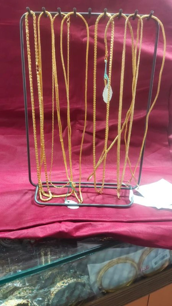 Chain Stand